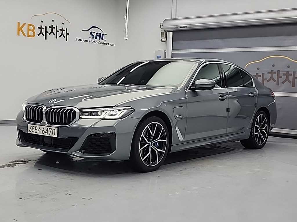 BMW 5시리즈 5시리즈 (G30) 530e M 스포츠 기본형